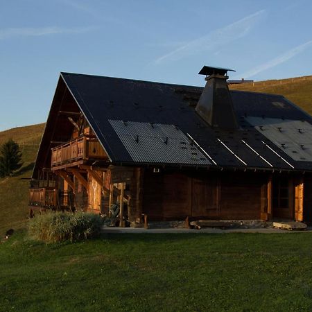 Reine Des Aravis - Chalet Isole Flumet Kültér fotó
