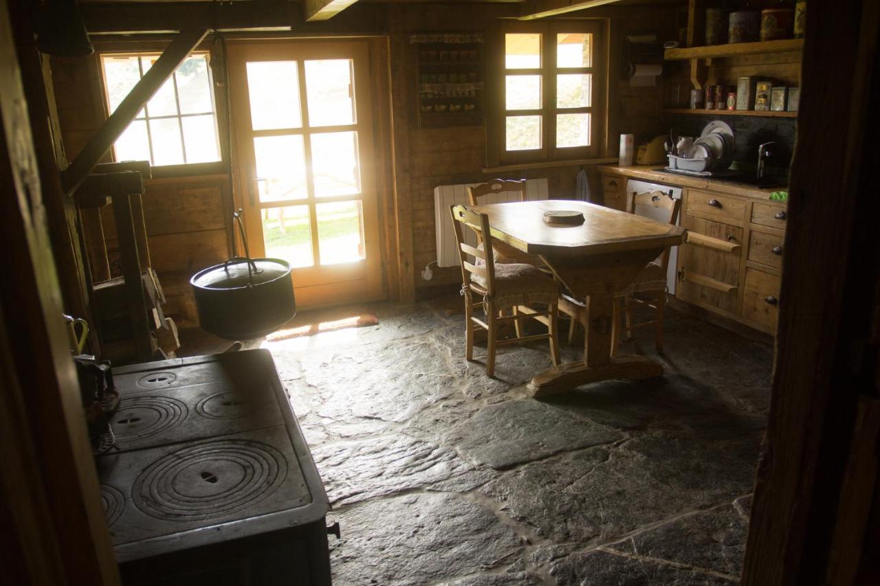 Reine Des Aravis - Chalet Isole Flumet Kültér fotó