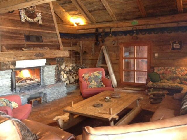 Reine Des Aravis - Chalet Isole Flumet Kültér fotó